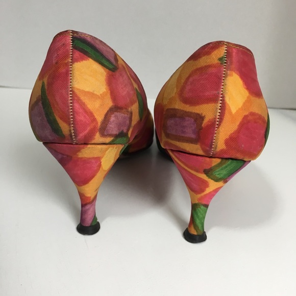 Sakowitz Gamins Heels Pumps Satin Fabric Size 6.5 - Picture 3 of 8